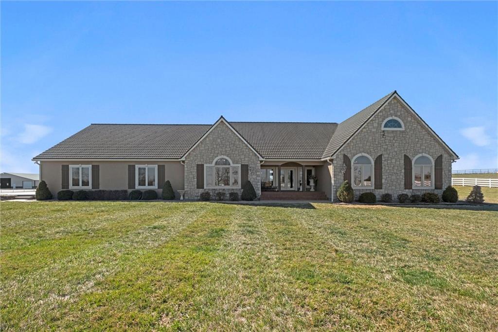 Listing Photo MLS #HMS2551642