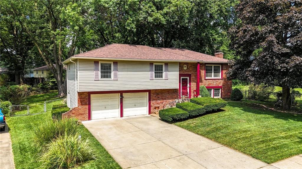 Listing Photo MLS #HMS2551693