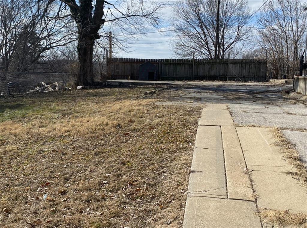 Listing Photo MLS #HMS2551772