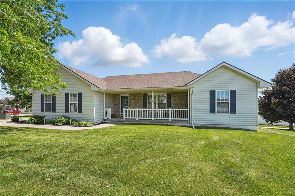 Listing Photo MLS #HMS2551779