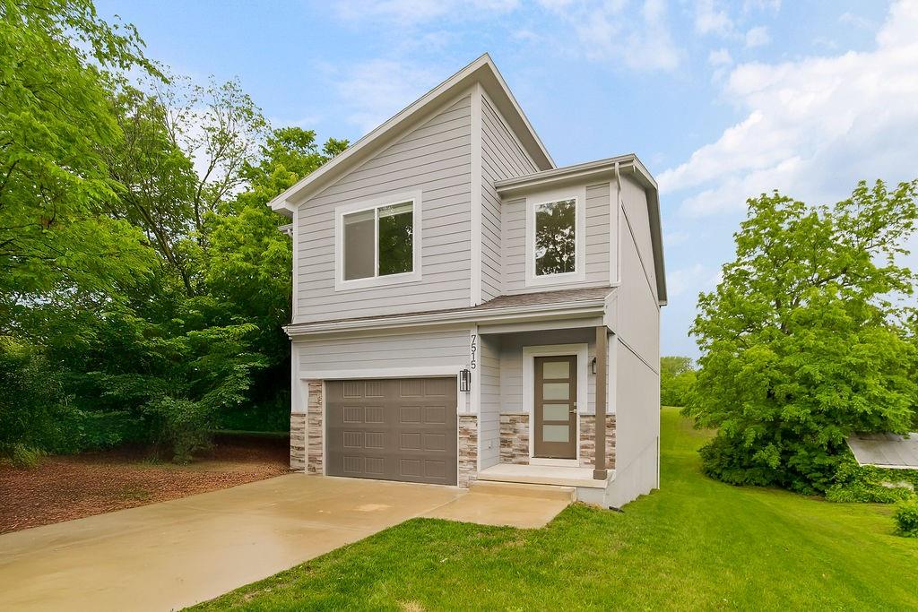 Listing Photo MLS #HMS2551924