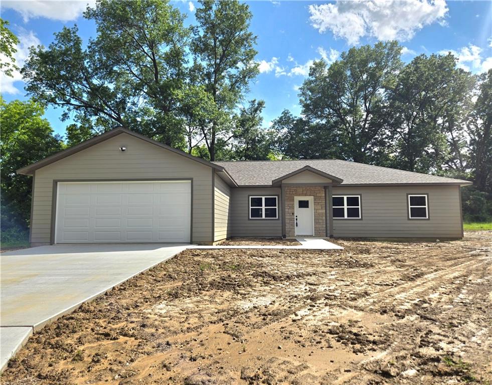 Listing Photo MLS #HMS2551941