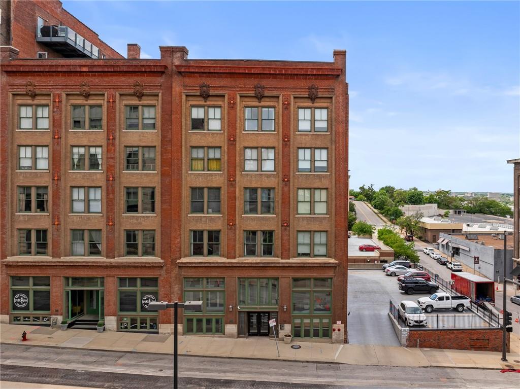 Listing Photo MLS #HMS2551994