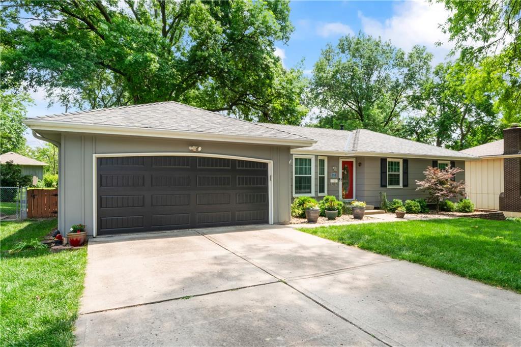 Listing Photo MLS #HMS2552006
