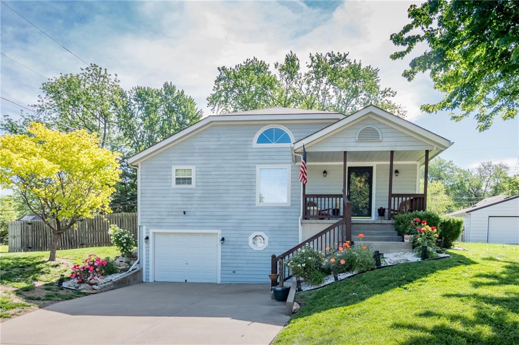 Listing Photo MLS #HMS2552028