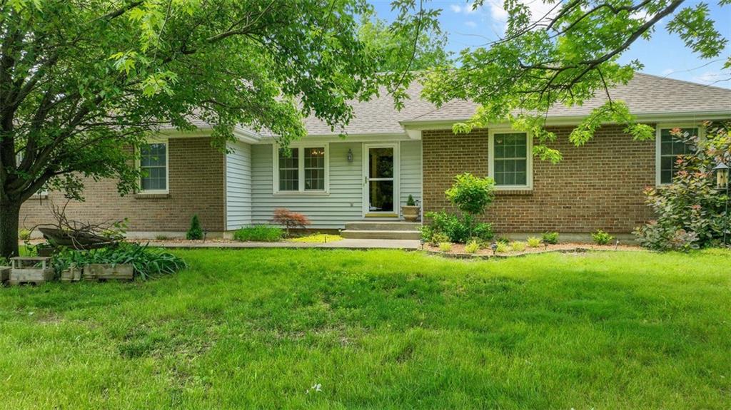 Listing Photo MLS #HMS2552077