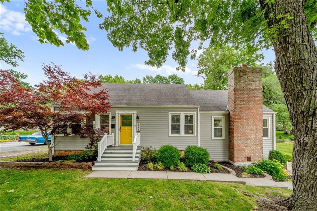 Listing Photo MLS #HMS2552129