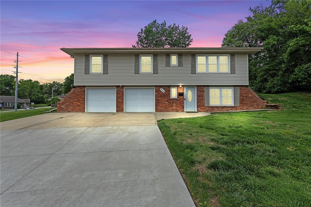 Listing Photo MLS #HMS2552223