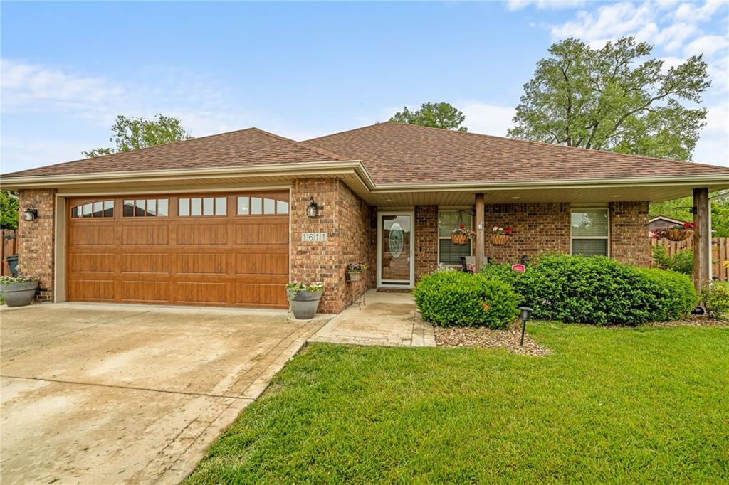 Listing Photo MLS #HMS2552277