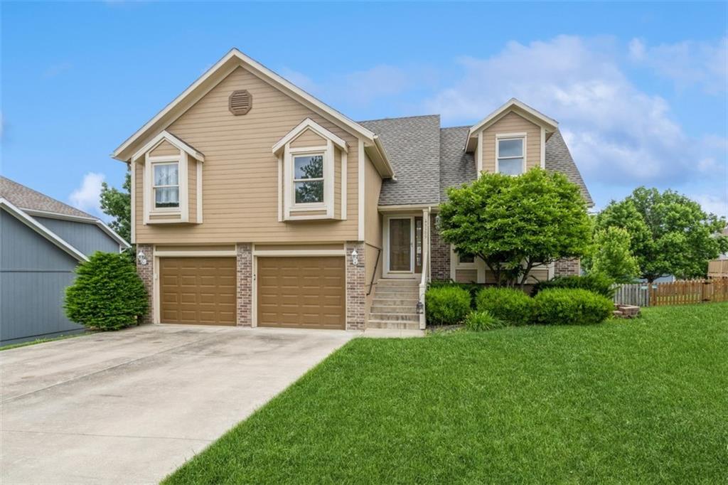 Listing Photo MLS #HMS2552399