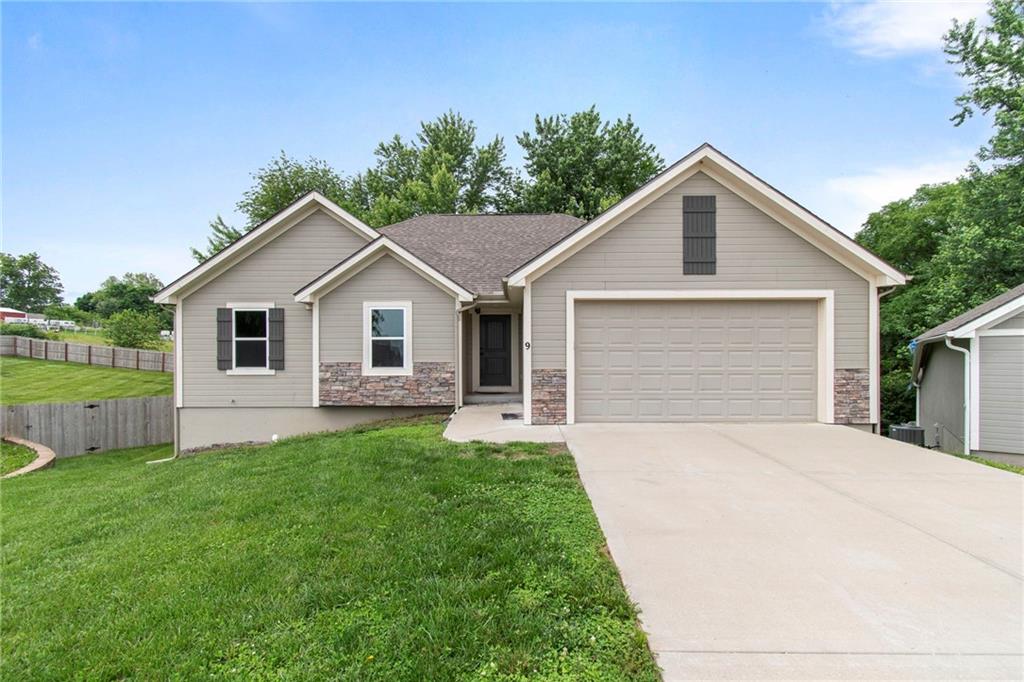 Listing Photo MLS #HMS2552502
