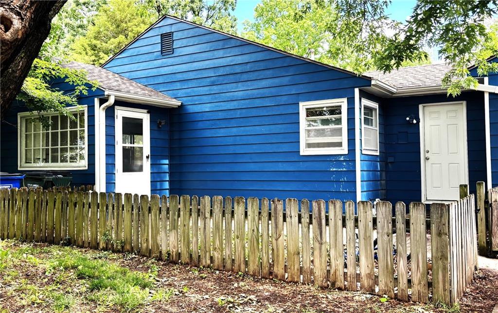 Listing Photo MLS #HMS2552510