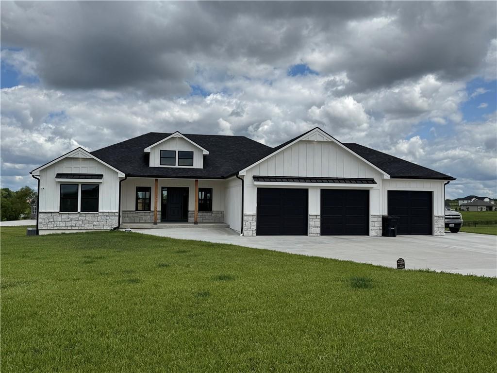 Listing Photo MLS #HMS2552517