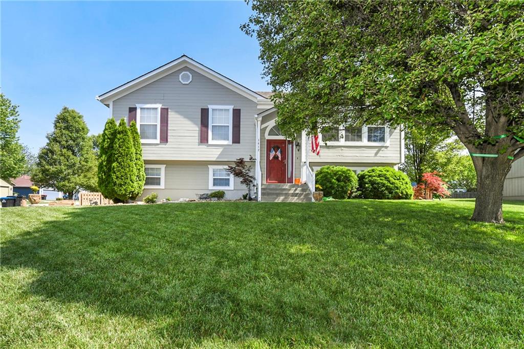 Listing Photo MLS #HMS2552524