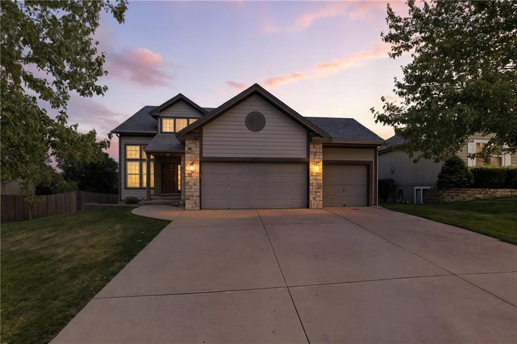 Listing Photo MLS #HMS2552527
