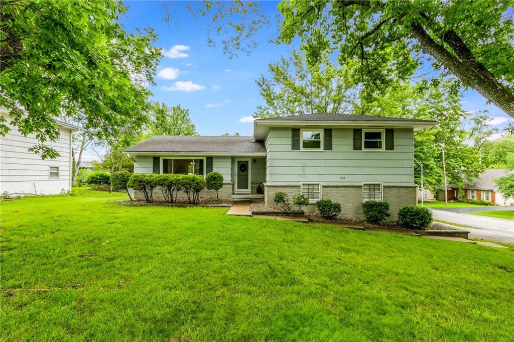 Listing Photo MLS #HMS2552537