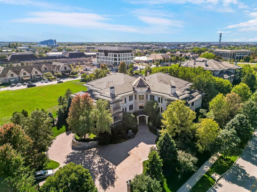 Listing Photo MLS #HMS2552657