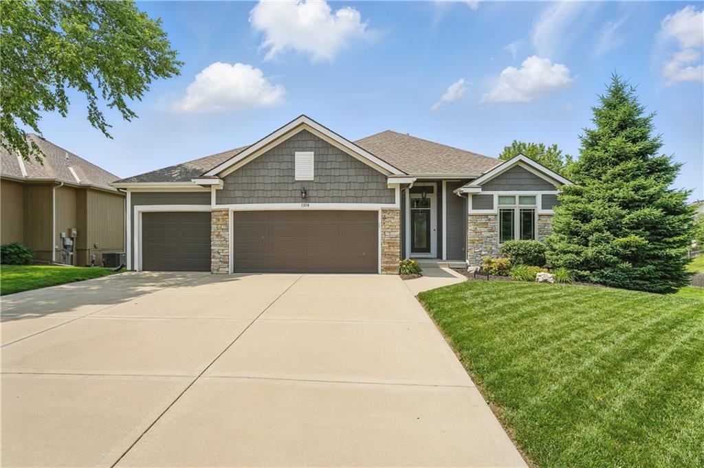 Listing Photo MLS #HMS2552720