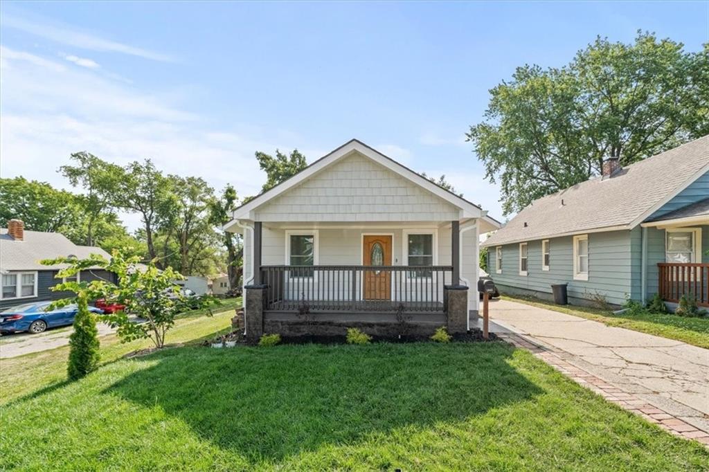 Listing Photo MLS #HMS2552762