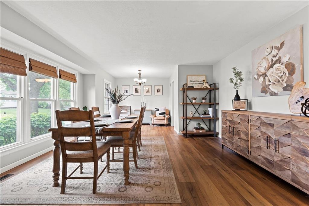 Listing Photo MLS #HMS2552766