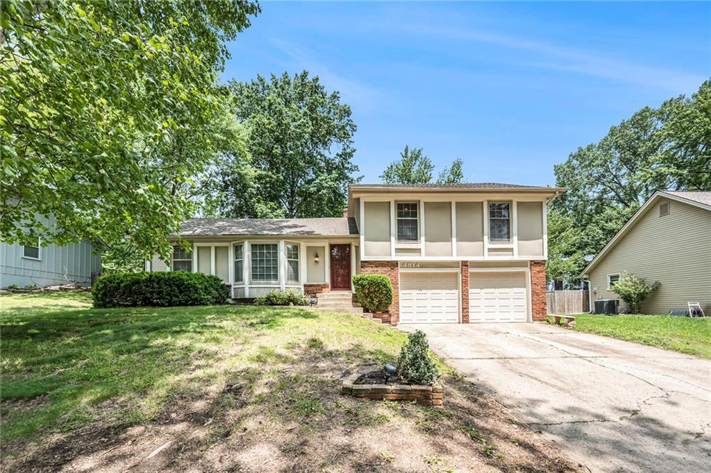 Listing Photo MLS #HMS2552826
