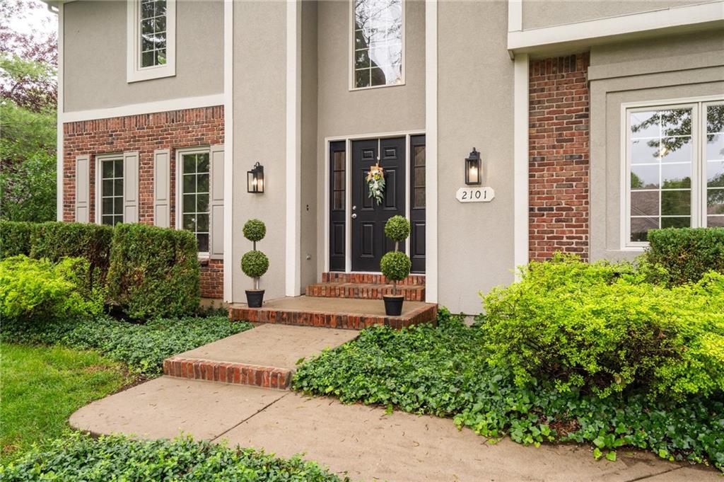 Listing Photo MLS #HMS2552876