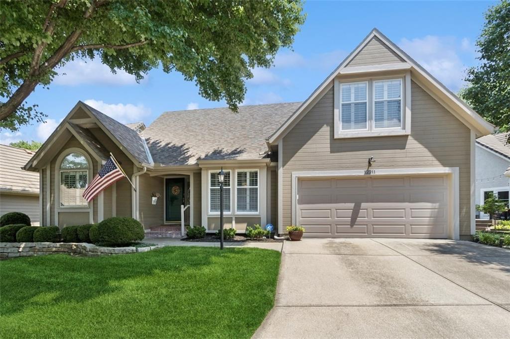Listing Photo MLS #HMS2552911