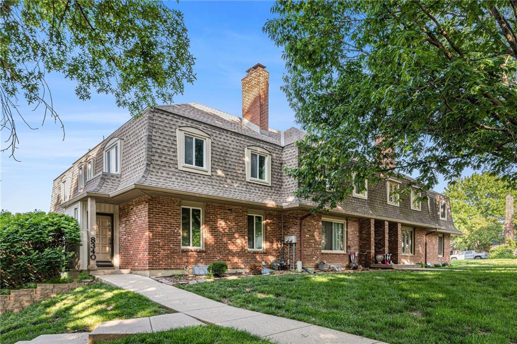 Listing Photo MLS #HMS2552918