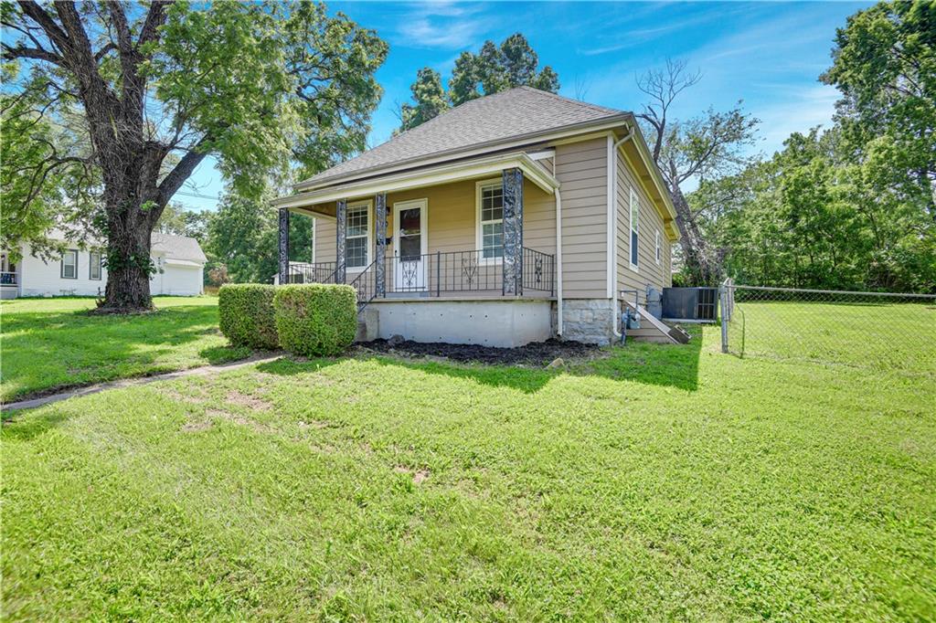 Listing Photo MLS #HMS2552967