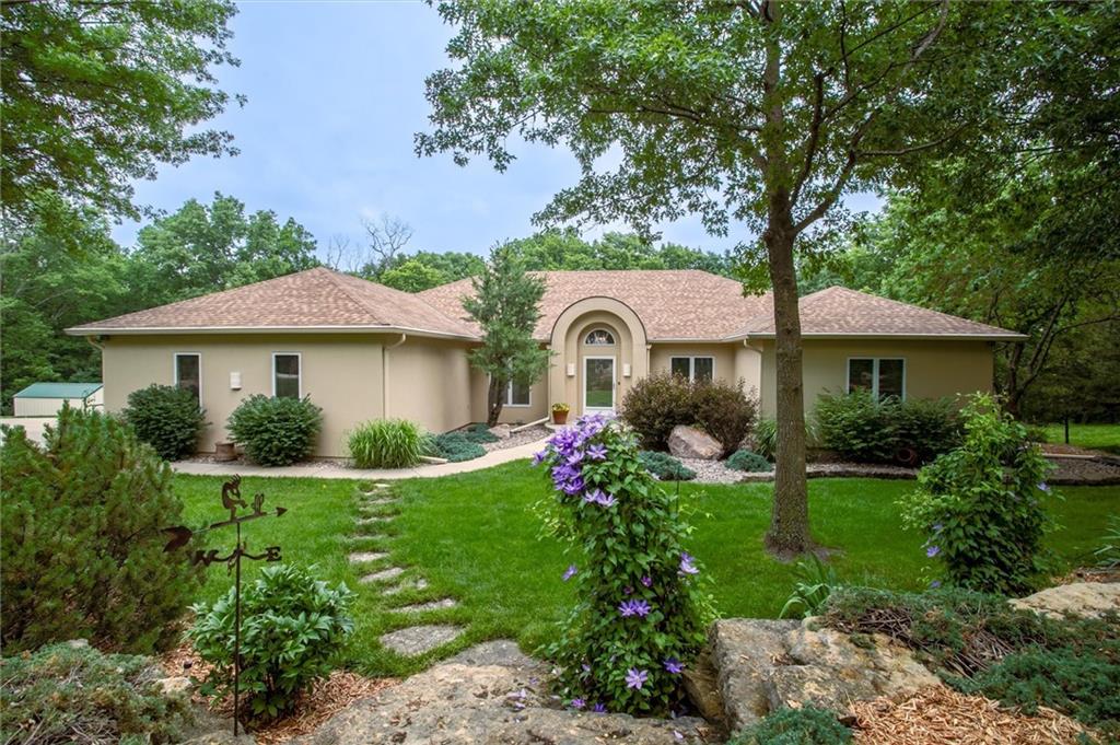 Listing Photo MLS #HMS2553000