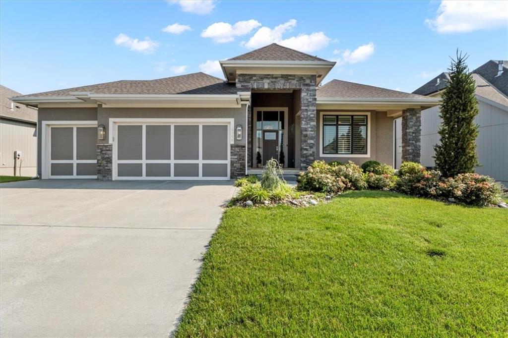 Listing Photo MLS #HMS2553036