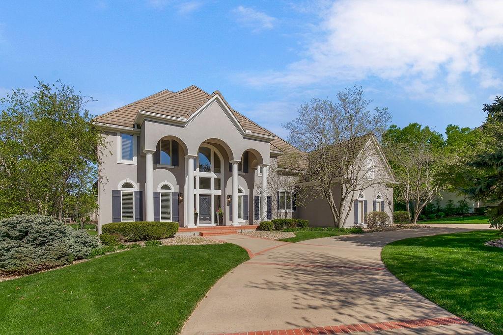 Listing Photo MLS #HMS2553040