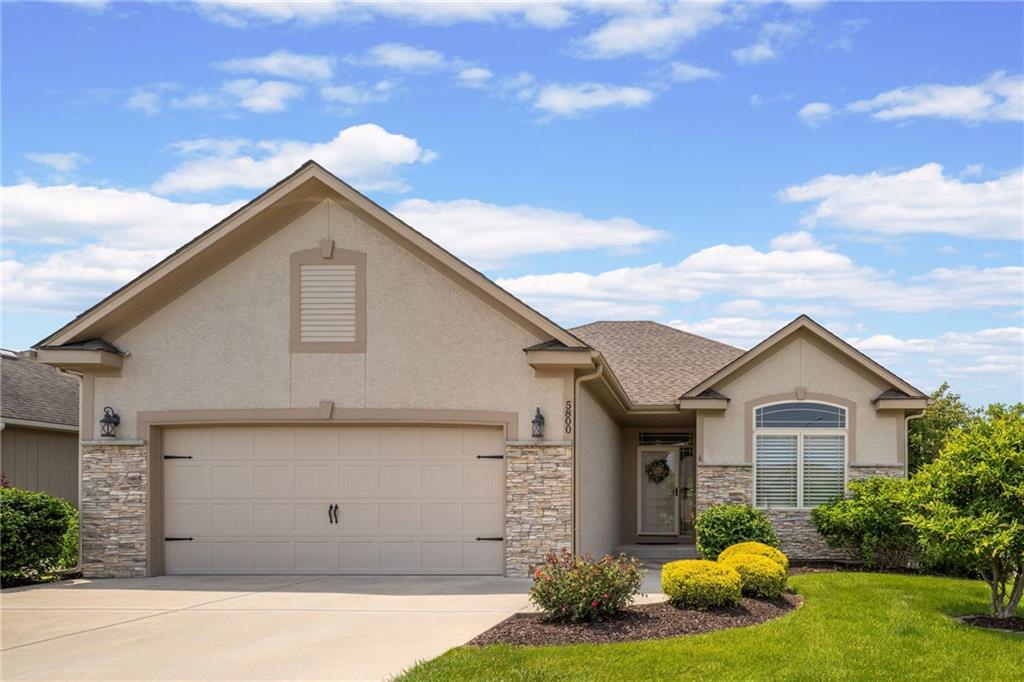 Listing Photo MLS #HMS2553063