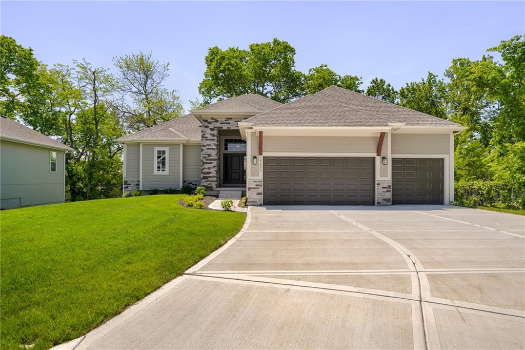 Listing Photo MLS #HMS2553121