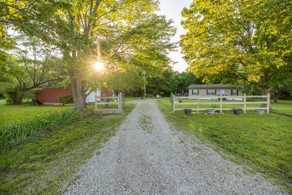 Listing Photo MLS #HMS2553130