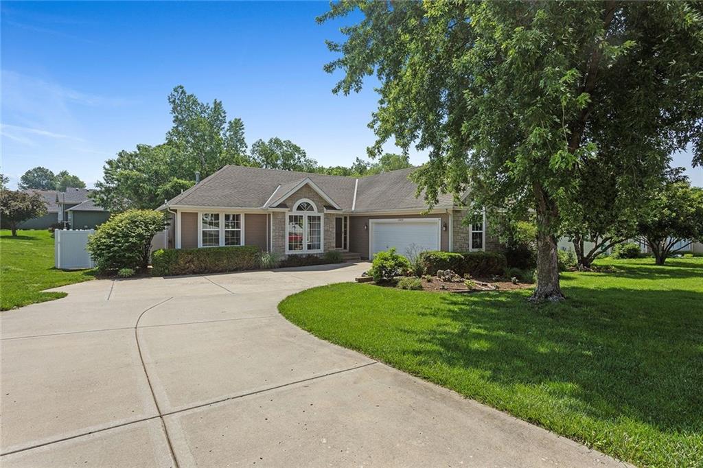 Listing Photo MLS #HMS2553174