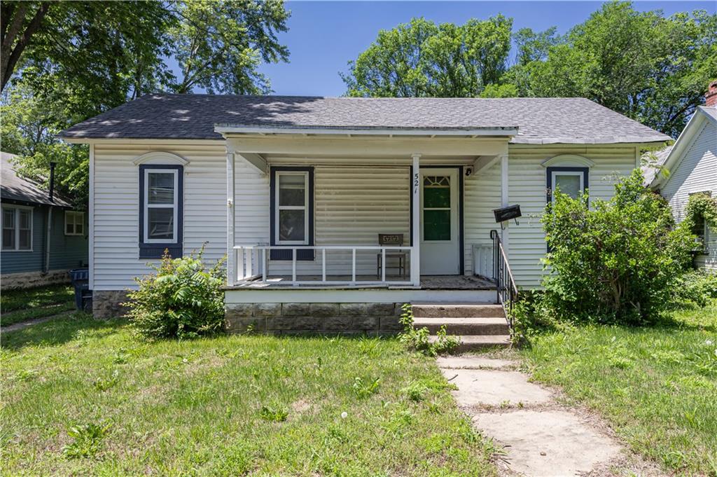 Listing Photo MLS #HMS2553175