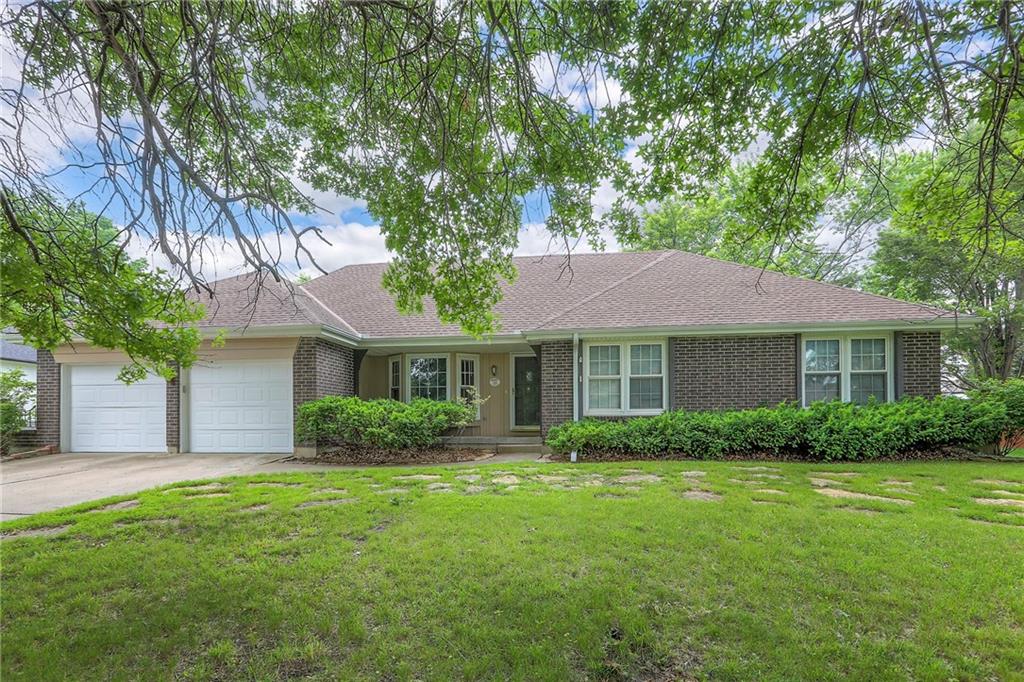 Listing Photo MLS #HMS2553230