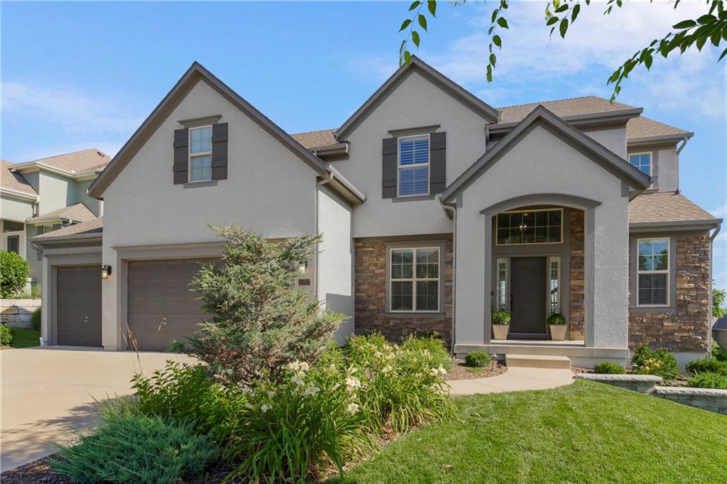 Listing Photo MLS #HMS2553289
