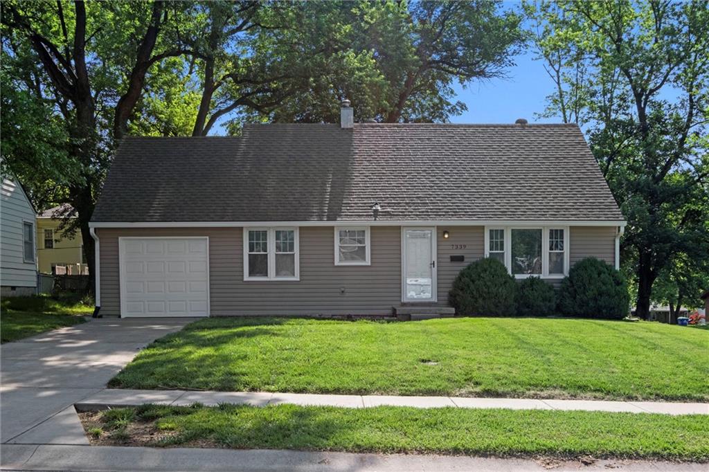Listing Photo MLS #HMS2553355