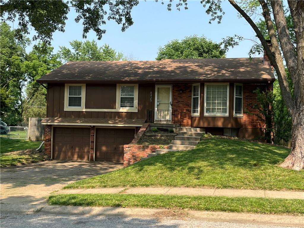Listing Photo MLS #HMS2553406