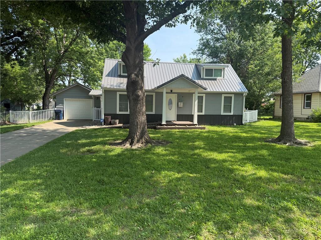 Listing Photo MLS #HMS2553410