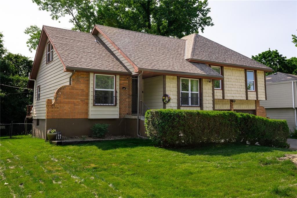 Listing Photo MLS #HMS2553413