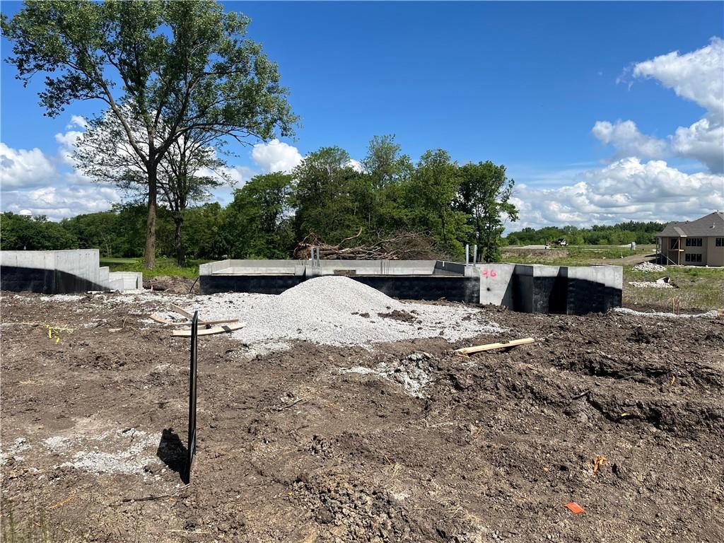 Listing Photo MLS #HMS2553541