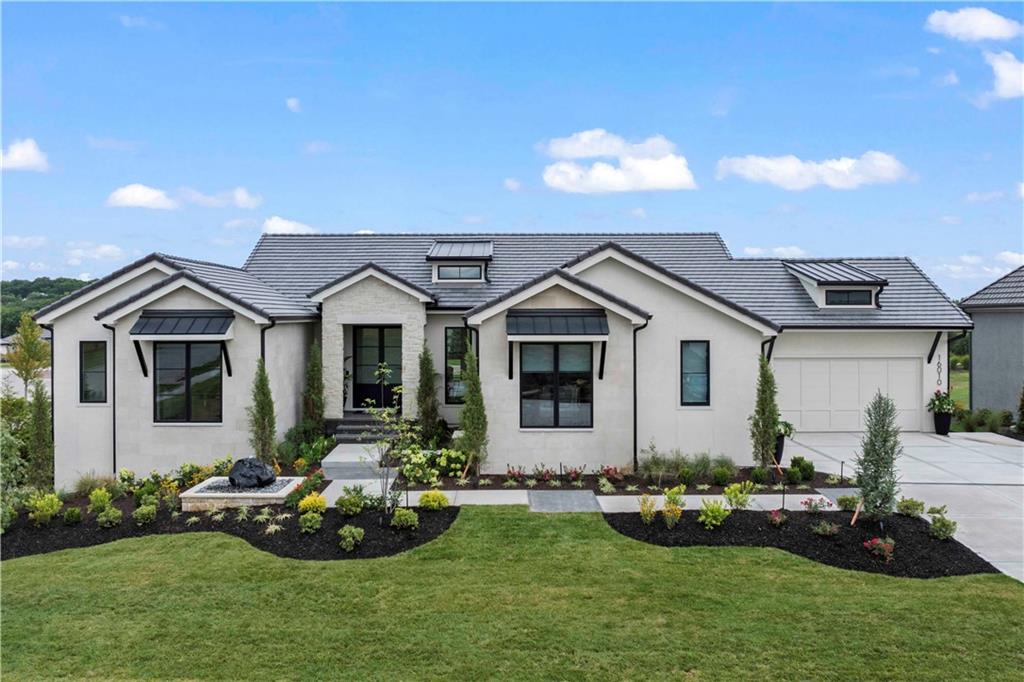 Listing Photo MLS #HMS2553575