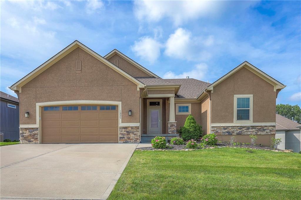 Listing Photo MLS #HMS2553610