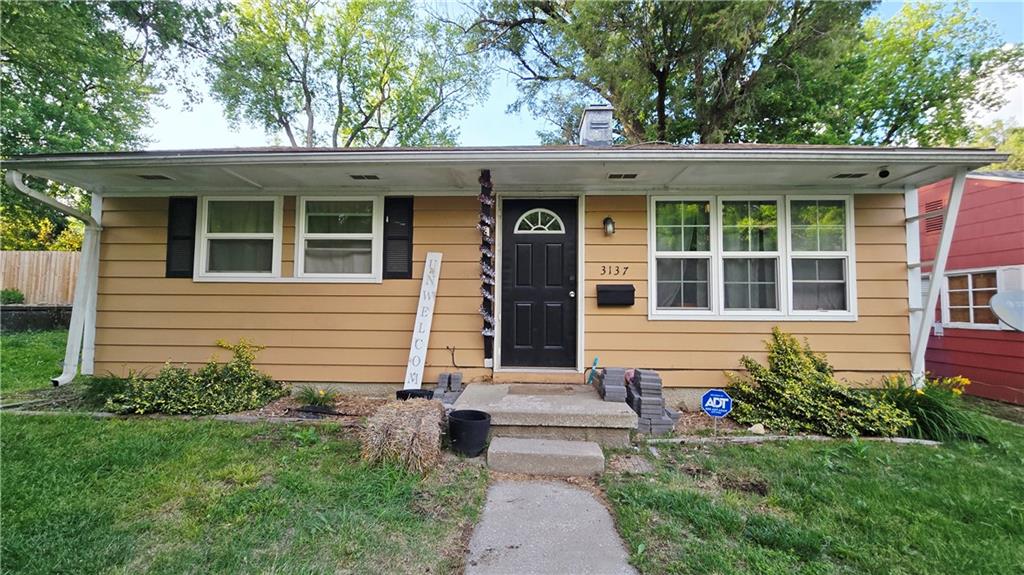 Listing Photo MLS #HMS2553641