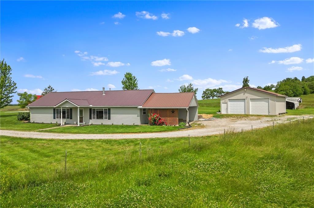 Listing Photo MLS #HMS2553656