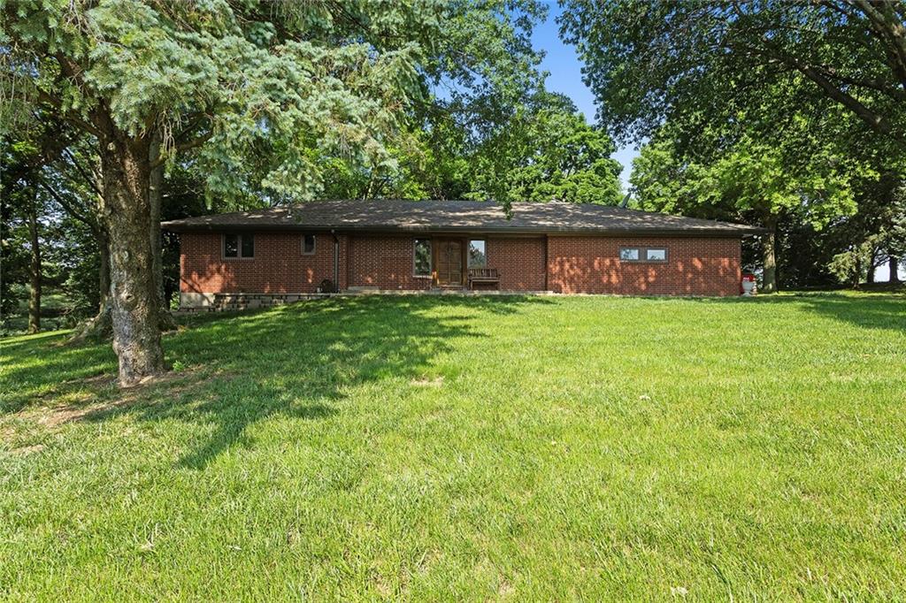 Listing Photo MLS #HMS2553677