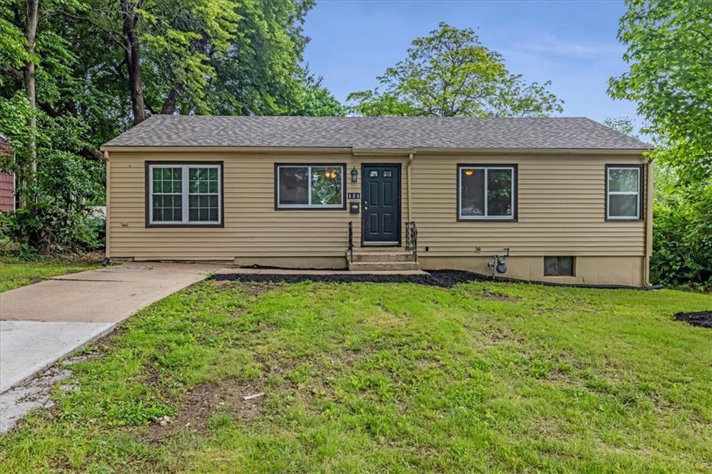 Listing Photo MLS #HMS2553732